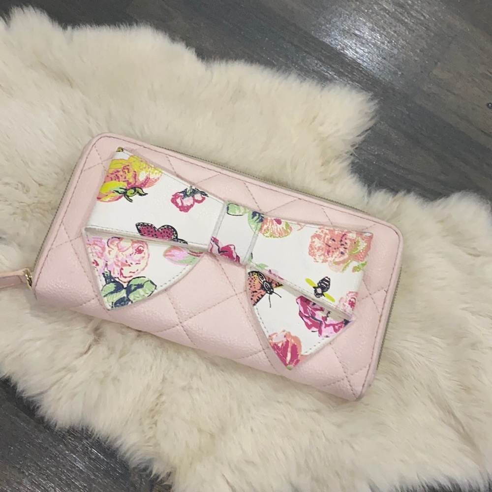 BETSEY JOHNSON WALLET
